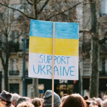 Yhdistynyt kuningaskunta tarjoaa ukrainalaisille viisuminhaltijoille 18 kuukauden viisumipidennyksen.